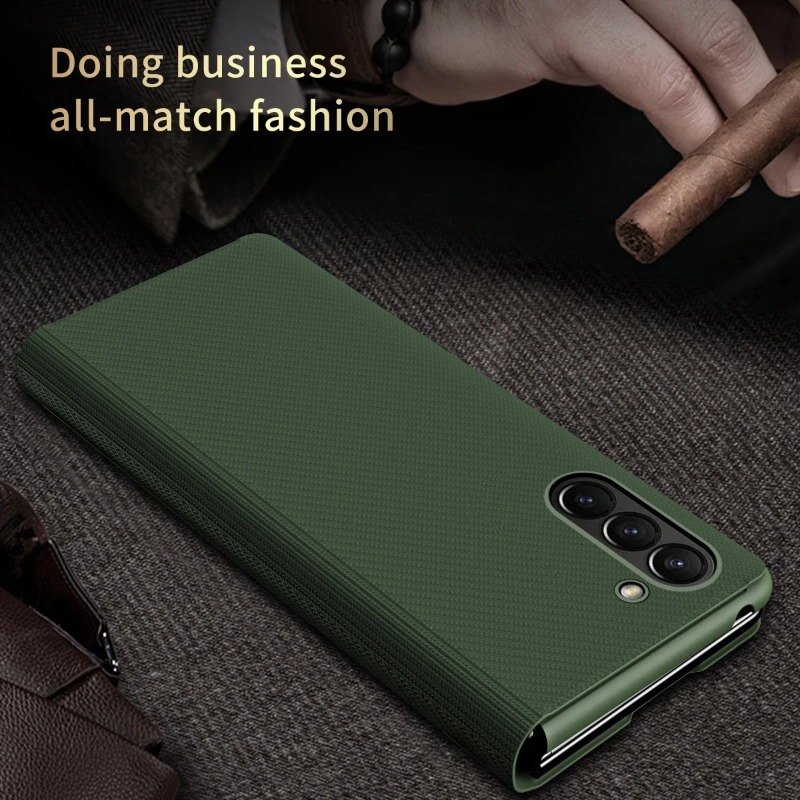 Custodia per telefono in pelle - Camera Leather Case recensione e prezzo