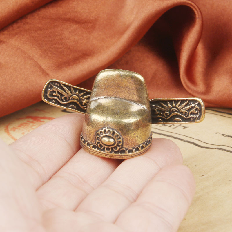 Statuetta Vintage in Ottone a  - Vintage Collectible Christmas Ornaments recensione e prezzo